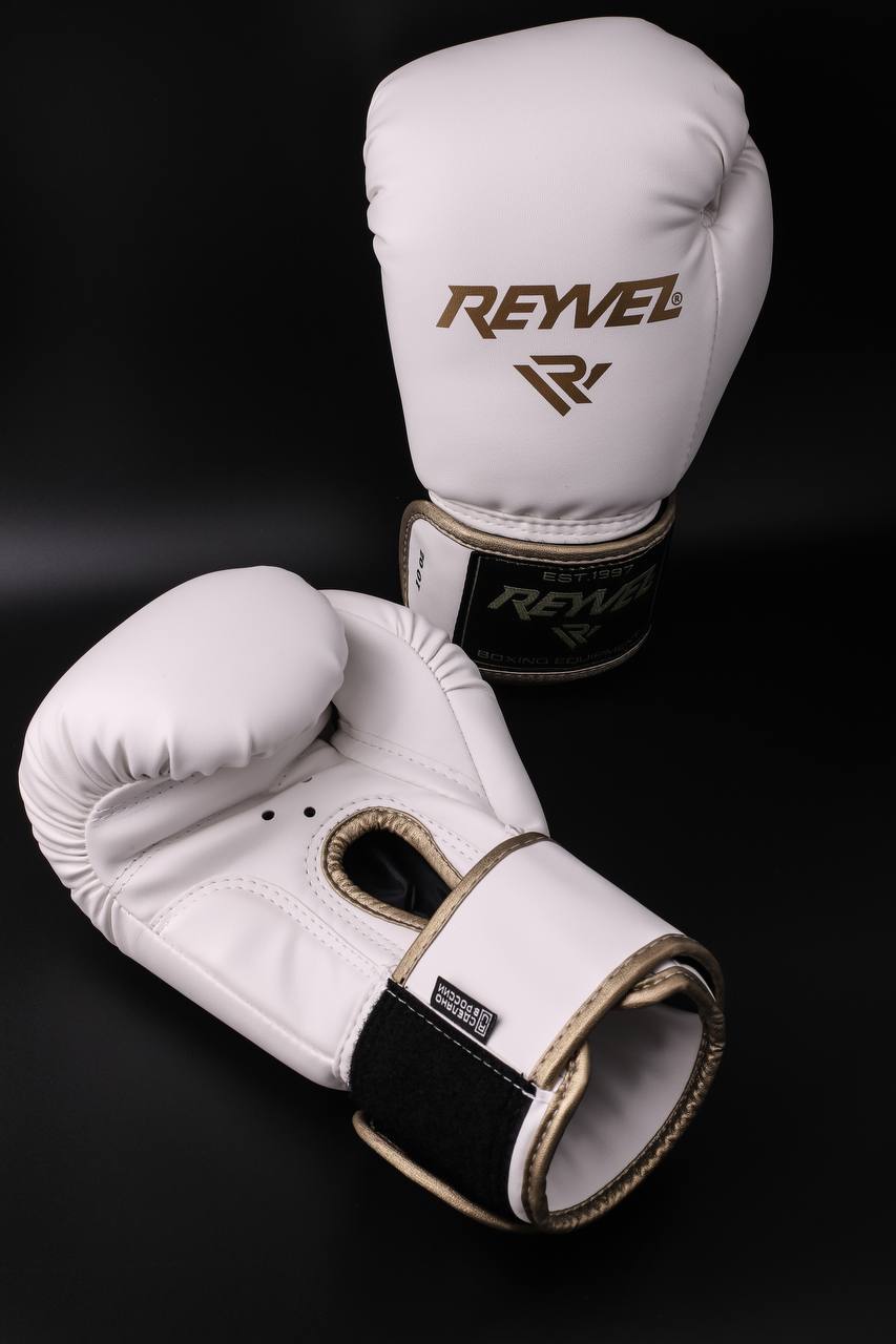 Перчатки боксёрские винил 80 (12 oz, Белый) Перчатки боксёрские винил 80 (12 oz, Белый)