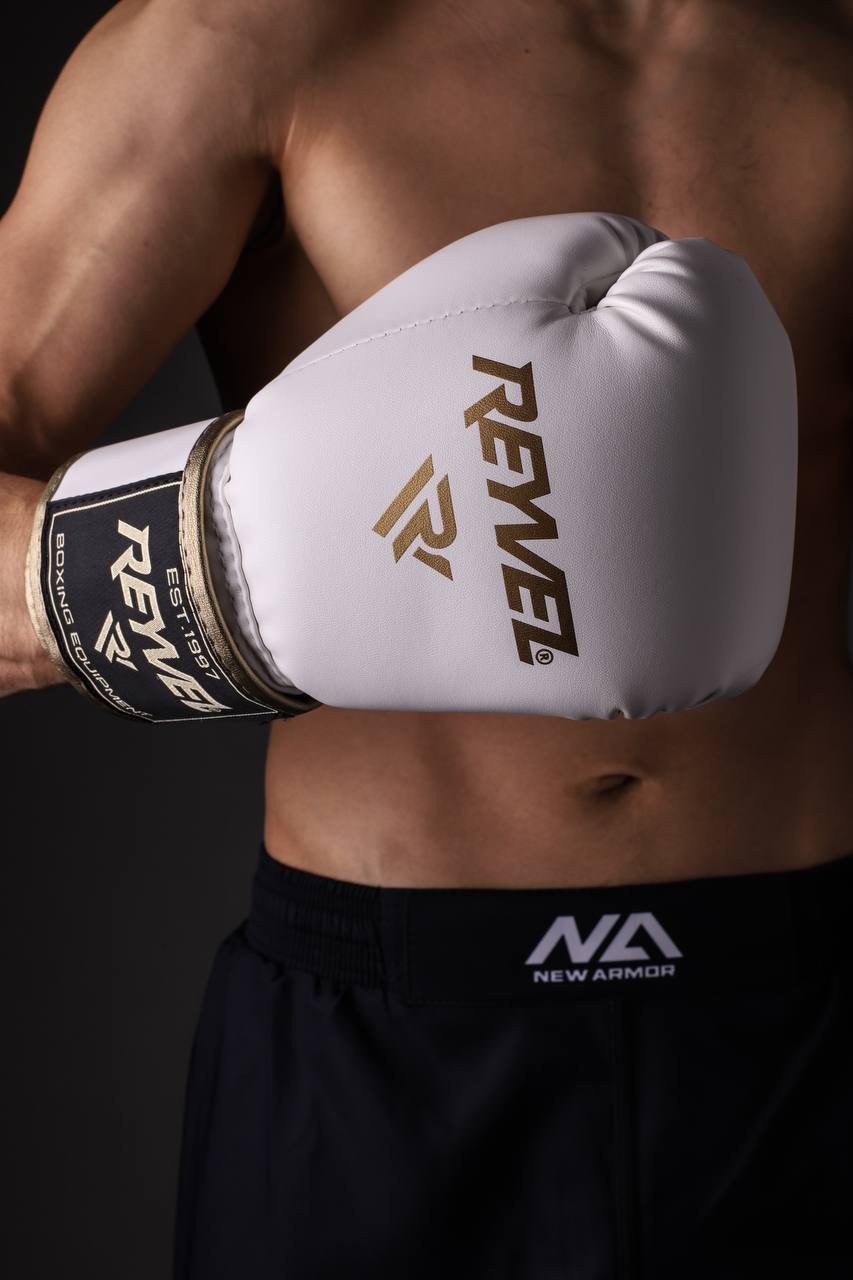 Перчатки боксёрские винил 80 (12 oz, Белый) Перчатки боксёрские винил 80 (12 oz, Белый)